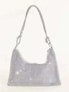 sac-a-bandouliere-en-strass-argente-pour-argent-1