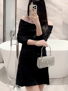 sac-a-main-de-soiree-elegant-en-cristal-default-3