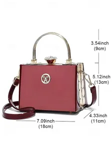 sac-a-main-de-soiree-en-cuir-verni-borde-default-10