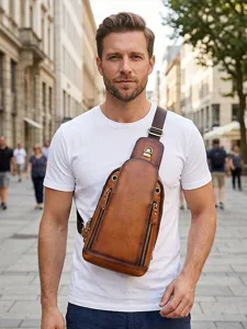 sac-bandouliere-pour-homme-en-cuir-plein-default-3