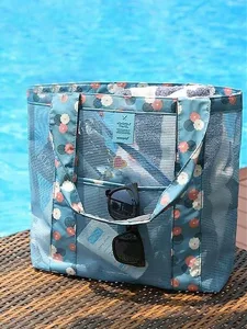 sac-fourre-tout-de-plage-en-maille-fleur-default-2