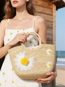 sac-fourre-tout-en-paille-brode-margueri-default-2