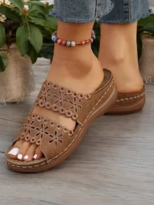 sandales-a-enfiler-blanches-pour-femmes-default-10