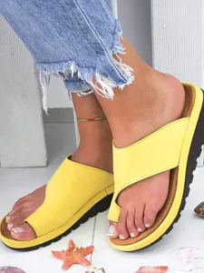 sandales-a-imprime-leopard-pour-femmes-a-jaune-19