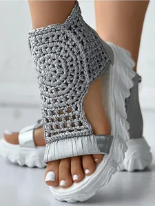 sandales-a-plateforme-en-crochet-pour-fe-grise-1