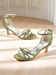 sandales-a-talon-chaton-en-satin-vert-vi-vert-clair-10