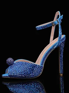 sandales-a-talons-aiguilles-ornees-de-st-bleu-10