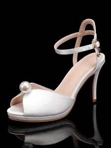 sandales-a-talons-blanches-avec-accents-default-2