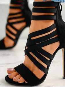 sandales-a-talons-hauts-a-lanieres-noire-noir-1