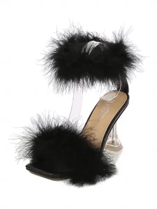 sandales-a-talons-hauts-ornees-de-plumes-noir-10