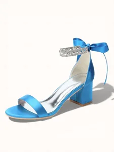 sandales-argentees-a-talons-carres-pour-bleu-ciel-21
