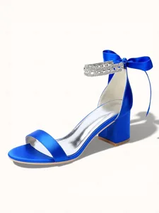 sandales-argentees-a-talons-carres-pour-bleu-roi-25