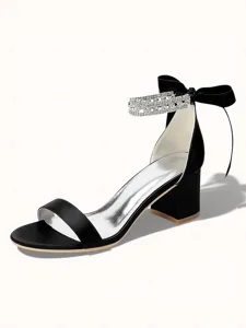 sandales-argentees-a-talons-carres-pour-noir-18