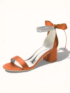 sandales-argentees-a-talons-carres-pour-orange-26