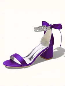 sandales-argentees-a-talons-carres-pour-pourpre-fonce-14