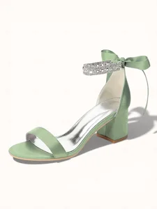 sandales-argentees-a-talons-carres-pour-vert-clair-28