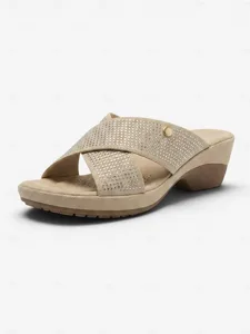 sandales-compensees-a-brides-croisees-et-amande-9