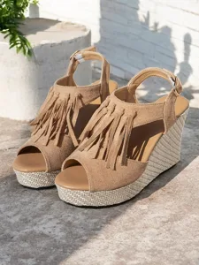 sandales-compensees-a-franges-pour-femme-default-8