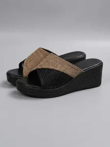 sandales-compensees-beiges-a-brides-croi-marron-5