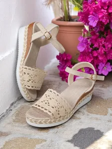 sandales-compensees-beiges-en-crochet-po-default-4