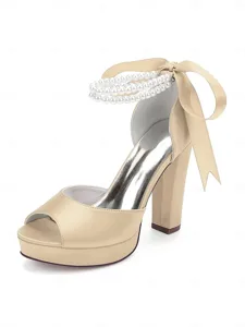 sandales-compensees-blanc-ivoire-pour-fe-champagne-23