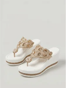 sandales-compensees-blanches-a-plateform-doree-5