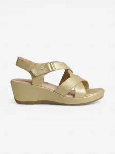 sandales-compensees-dorees-pour-femmes-a-default-5