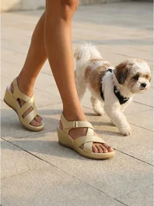 sandales-compensees-dorees-pour-femmes-a-default-7