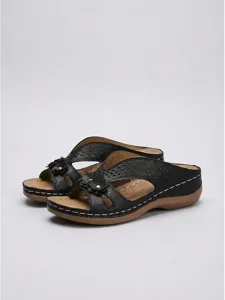 sandales-compensees-elegantes-a-decoupes-noir-7