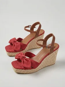 sandales-compensees-en-daim-rouge-pour-f-rouge-1