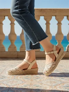 sandales-compensees-espadrilles-bohemes-amande-1