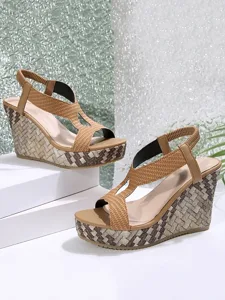 sandales-compensees-noires-a-bride-en-t-default-12
