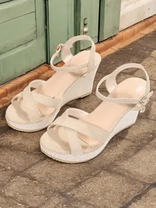 sandales-compensees-noires-pour-femmes-a-default-13
