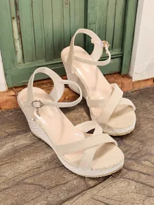 sandales-compensees-noires-pour-femmes-a-default-14