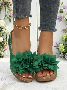 sandales-compensees-vertes-pour-femmes-a-vert-1