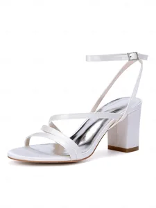 sandales-plates-a-brides-ivoire-pour-fem-blanche-8