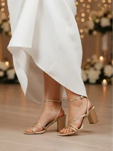 sandales-plates-a-brides-ivoire-pour-fem-default-4