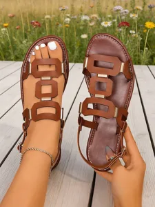 sandales-plates-marron-ajourees-pour-fem-default-6