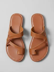 sandales-plates-pour-femme-en-similicuir-brun-claire-4