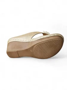 tongs-compensees-fleuries-pour-femmes-av-default-10