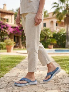 tongs-confortables-a-paillettes-bleues-p-default-10