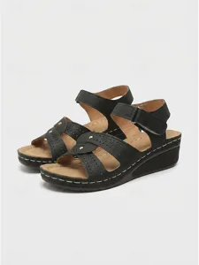 women-s-beige-wedge-sandals-with-hook-an-black-11