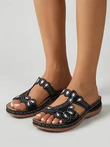 women-s-black-comfort-cutout-sandals-emb-default-4