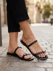 women-s-black-square-toe-flat-sandals-wi-default-2
