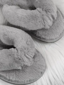 women-s-fuzzy-flip-flop-slippers-cozy-fa-default-11