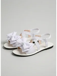 women-s-green-strappy-sandals-with-large-white-16
