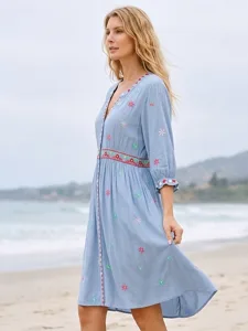 besticktes-minikleid-aus-100-baumw-19830234-default-3