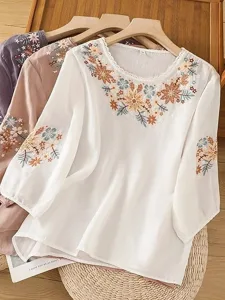damen-bluse-bestickt-blumen-grafik-13676482-default-1