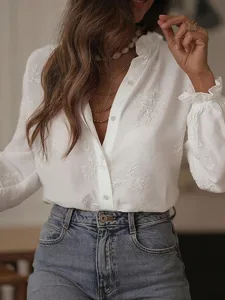damen-bluse-bestickt-knopfe-blumen-15407226-default-12