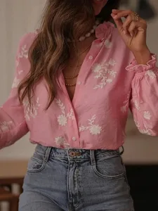 damen-bluse-bestickt-knopfe-blumen-15407226-default-2